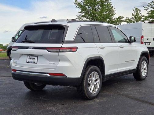 2024 Jeep Grand Cherokee Laredo X