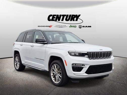 2023 Jeep Grand Cherokee Summit
