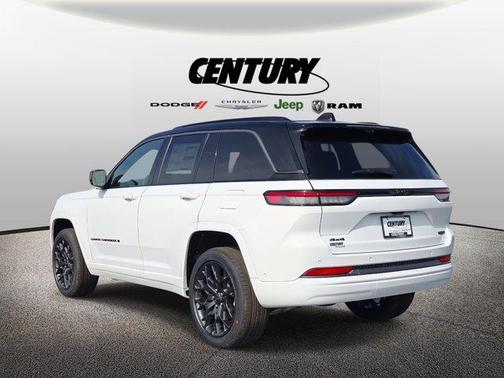 2026 Jeep Grand Cherokee Summit