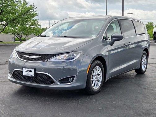 2020 Chrysler Pacifica Touring
