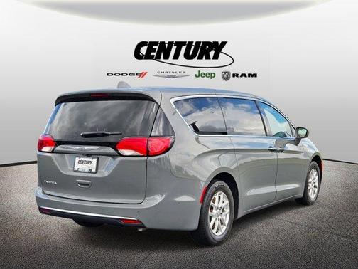 2020 Chrysler Pacifica Touring