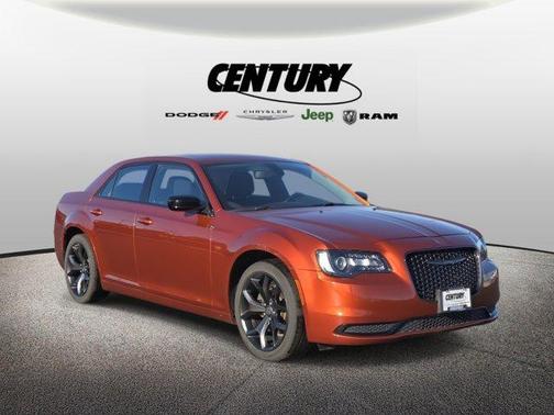 2021 Chrysler 300 Touring