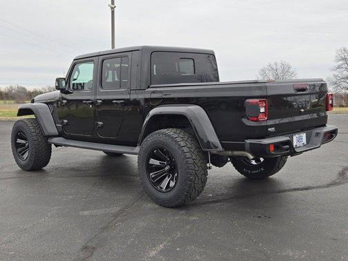 2023 Jeep Gladiator Overland