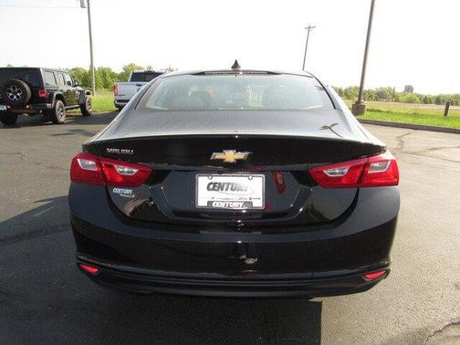 Photo 4 of 29 of 2020 Chevrolet Malibu 1LS