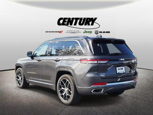 2024 Jeep Grand Cherokee Summit