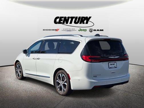 2024 Chrysler Pacifica Pinnacle