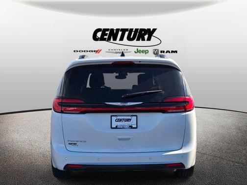 2024 Chrysler Pacifica Pinnacle