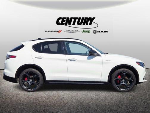 Milano 2024 Alfa Romeo Stelvio Veloce