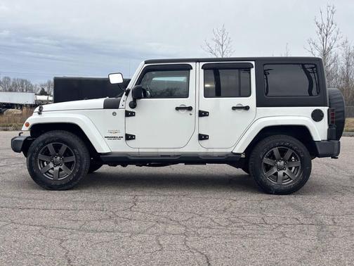 2012 Jeep Wrangler Unlimited Sahara