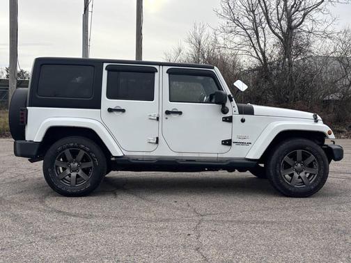 2012 Jeep Wrangler Unlimited Sahara