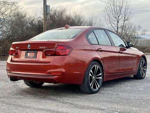 2018 BMW 330 xDrive