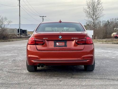 2018 BMW 330 xDrive