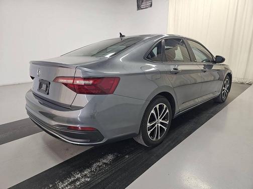Pyrite Silver Metallic 2024 Volkswagen Jetta 1.5T Sport