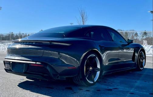 2020 Porsche Taycan Turbo S
