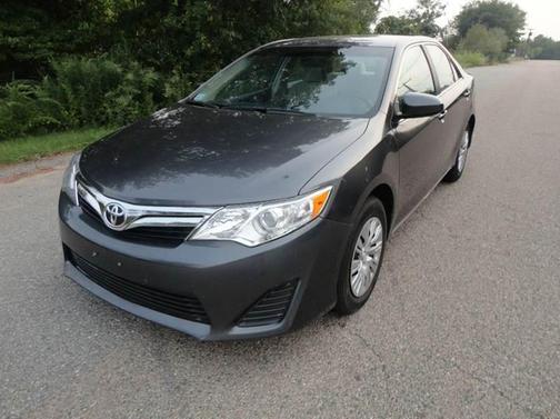 2013 Toyota Camry LE