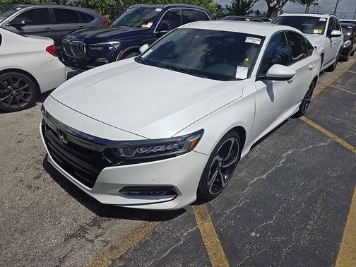 Platinum White Pearl 2022 Honda Accord Sport SE 1.5T