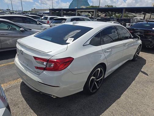 Platinum White Pearl 2022 Honda Accord Sport SE 1.5T