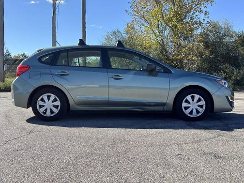 2016 Subaru Impreza 2.0i
