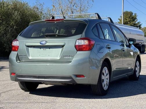 2016 Subaru Impreza 2.0i