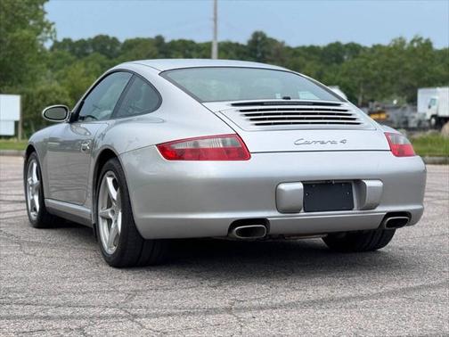 2006 Porsche 911 Carrera 4
