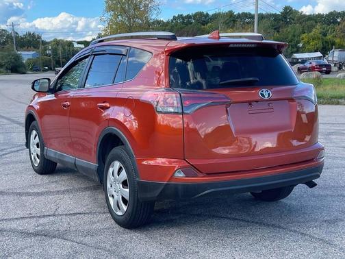2016 Toyota RAV4 LE