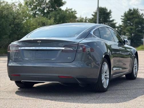 2014 Tesla Model S 85