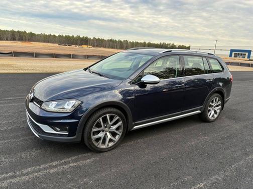 Blue 2017 Volkswagen Golf Alltrack TSI SEL