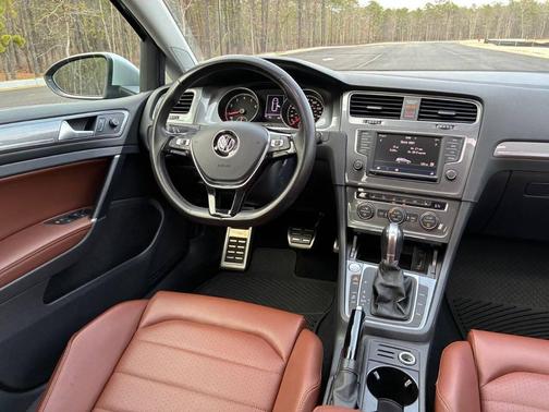 Blue 2017 Volkswagen Golf Alltrack TSI SEL