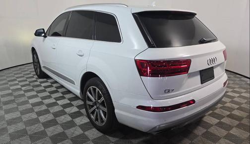 2019 Audi Q7 45 Premium