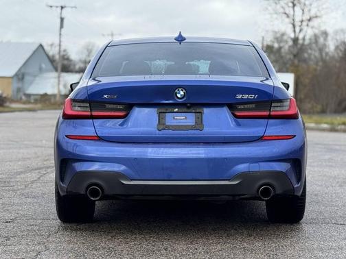 2019 BMW 330 xDrive