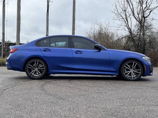 2019 BMW 330 xDrive