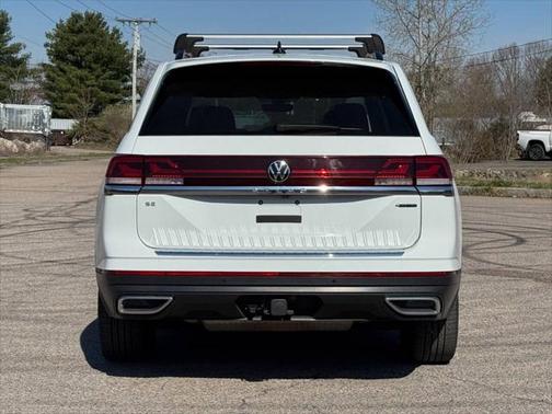 2024 Volkswagen Atlas 2.0T SE w/Technology 4MOTION