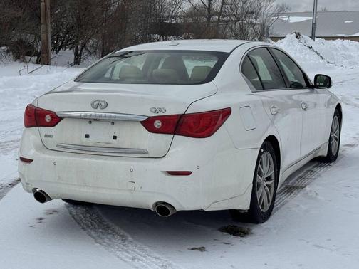 2014 INFINITI Q50 Premium