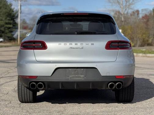 2015 Porsche Macan S