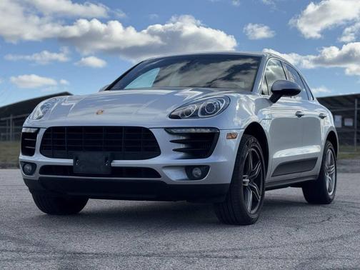 2015 Porsche Macan S