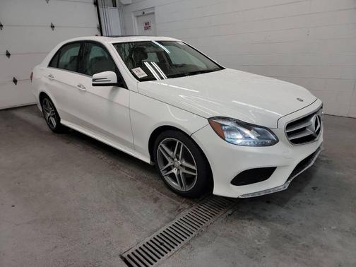 2015 Mercedes-Benz E-Class 4MATIC