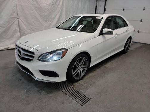 2015 Mercedes-Benz E-Class 4MATIC