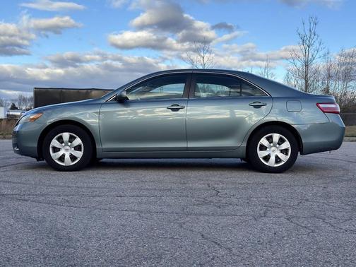 2009 Toyota Camry LE