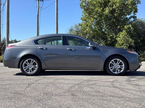 2010 Acura TL Technology