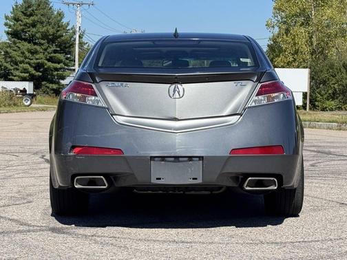 2010 Acura TL Technology