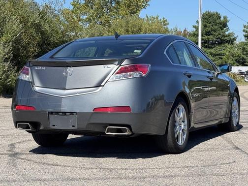 2010 Acura TL Technology