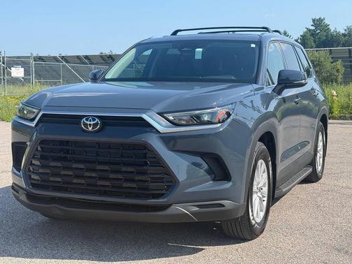 Storm Cloud 2026 Toyota Grand Highlander Hybrid XLE