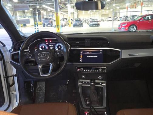 2021 Audi Q3 45 S line Premium