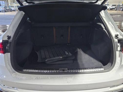 2021 Audi Q3 45 S line Premium