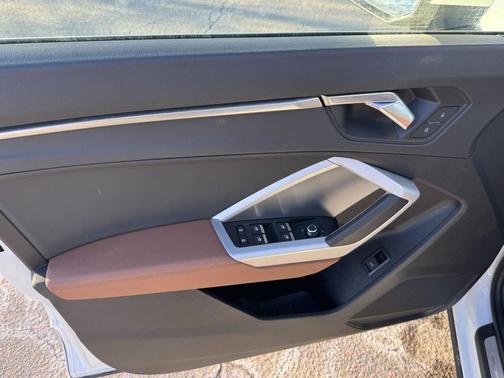 2021 Audi Q3 45 S line Premium