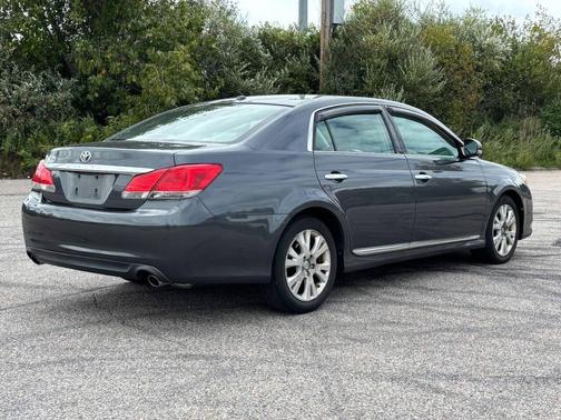 2012 Toyota Avalon Base