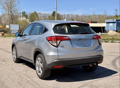 Lunar Silver Metallic 2020 Honda HR-V LX