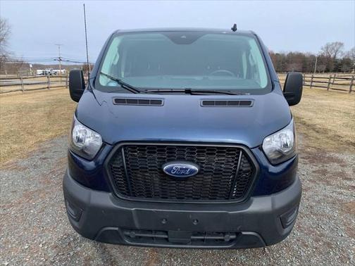 2022 Ford Transit-250 Base