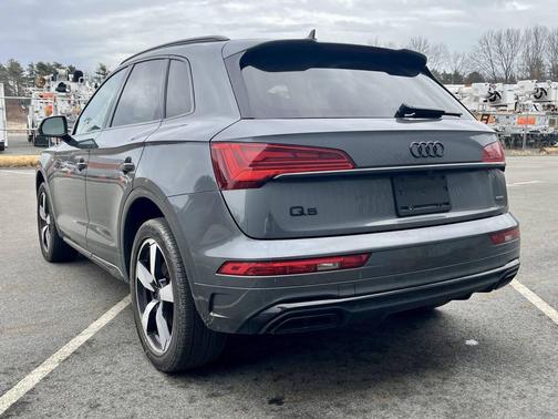 2022 Audi Q5 45 S line Premium Plus