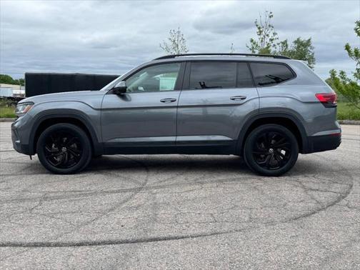 2021 Volkswagen Atlas 3.6L SE w/Technology